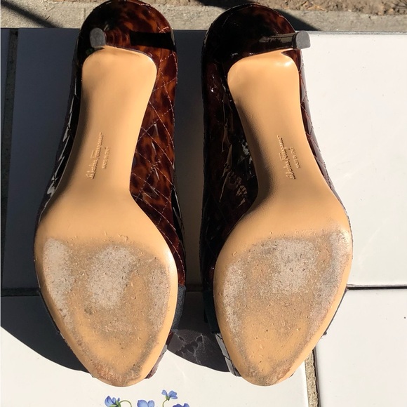 Ferragamo Size 9.5/9 B Vara Bow Pumps Animal Print Patent Leather Heels Peep Toe - Picture 12 of 15